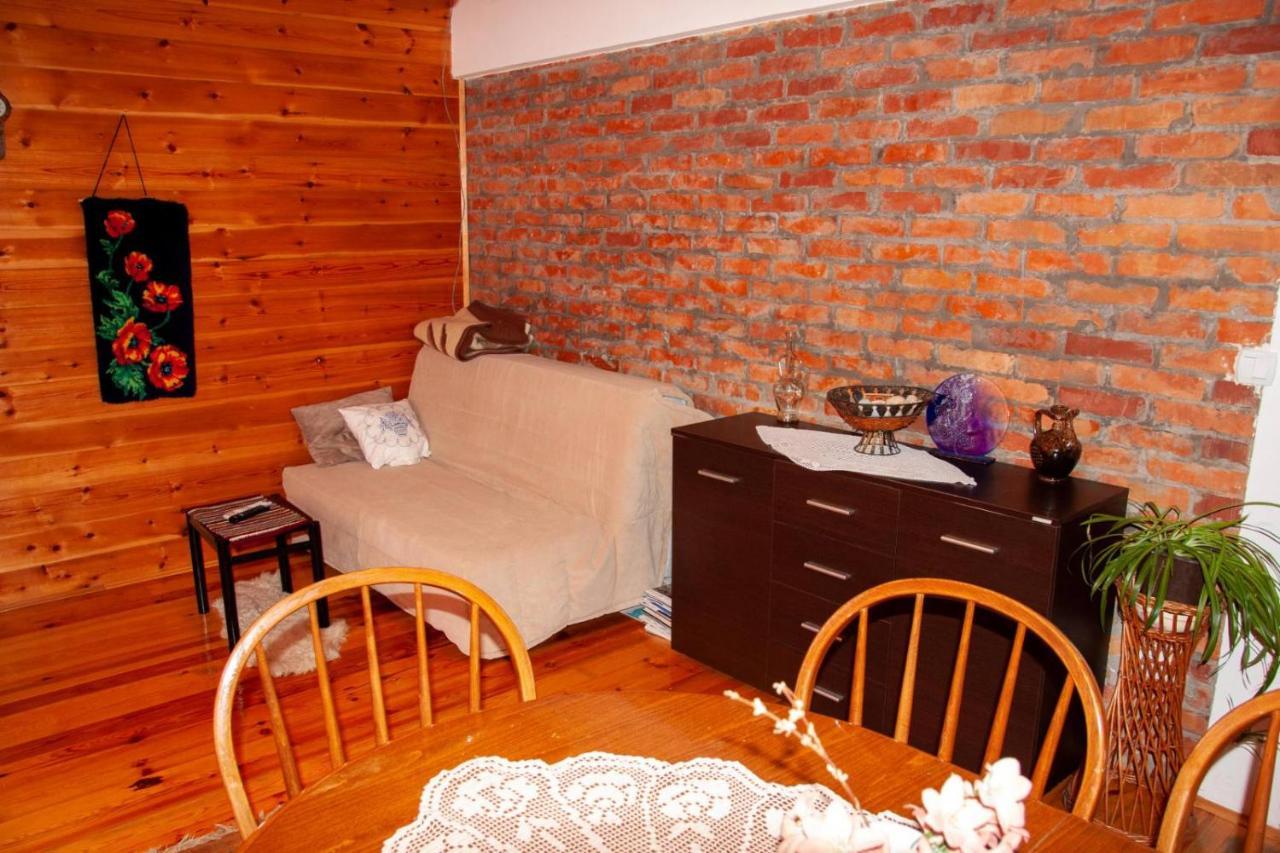 Apartmani Beslic Kremna Bagian luar foto