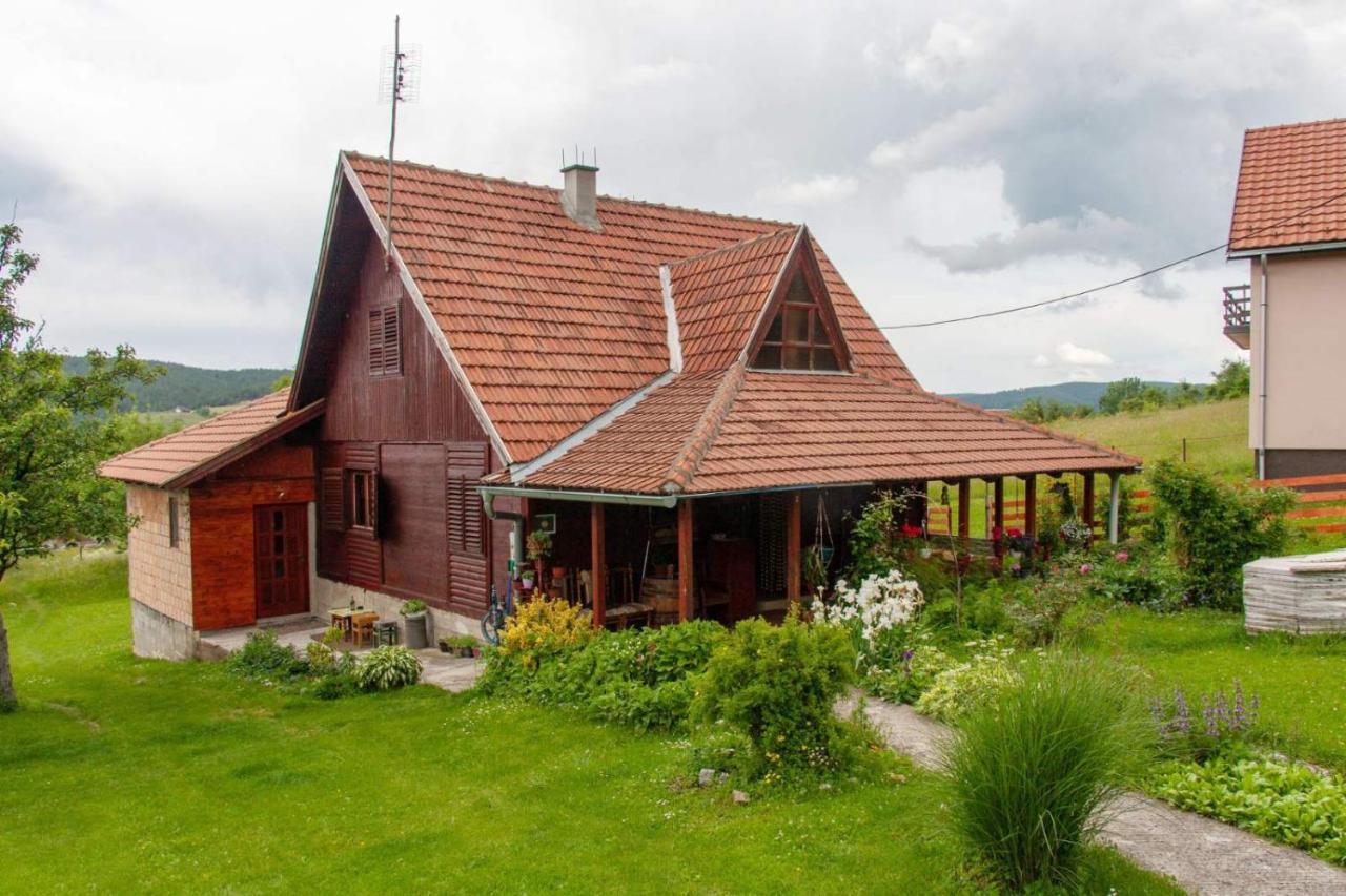 Apartmani Beslic Kremna Bagian luar foto