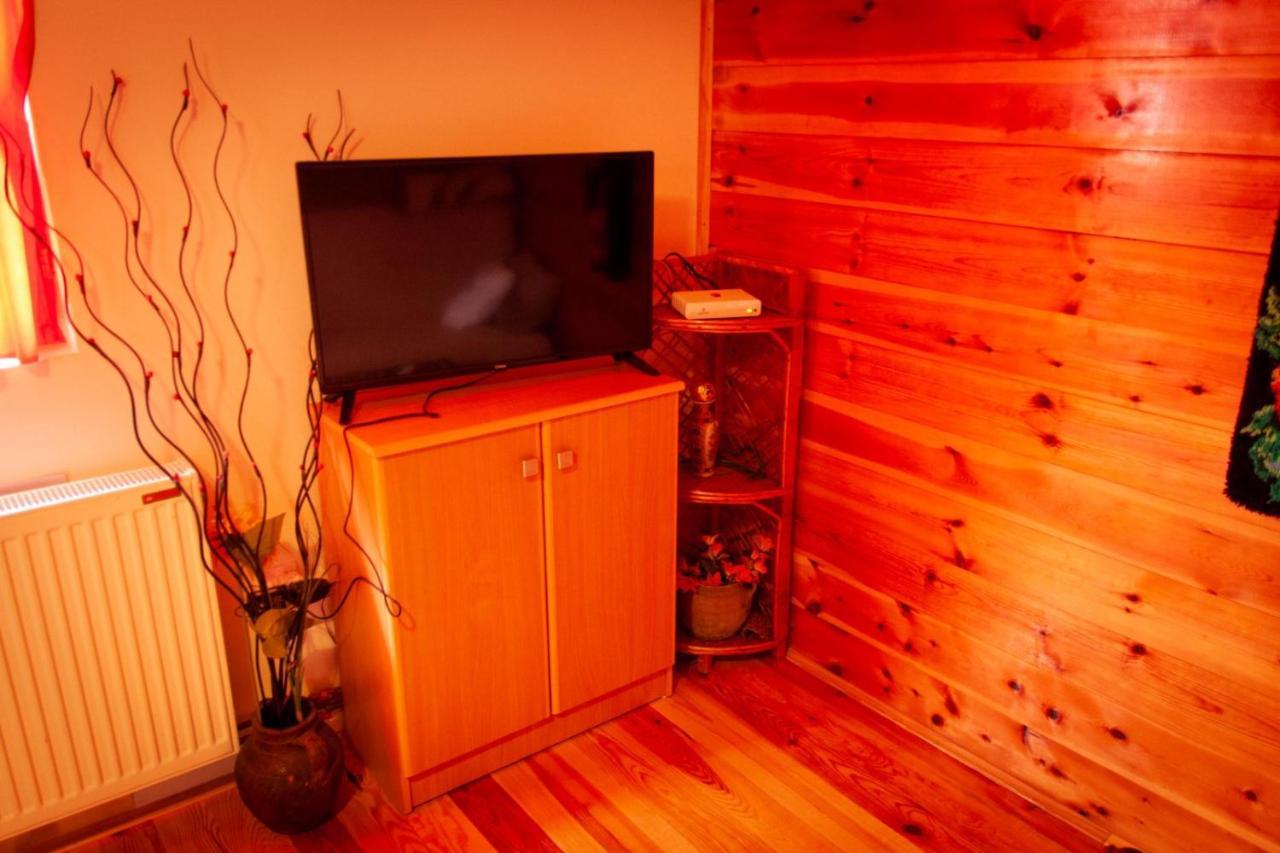 Apartmani Beslic Kremna Bagian luar foto