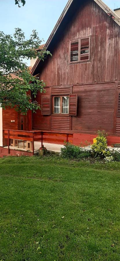 Apartmani Beslic Kremna Bagian luar foto